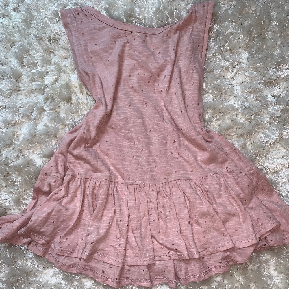 Pink tank